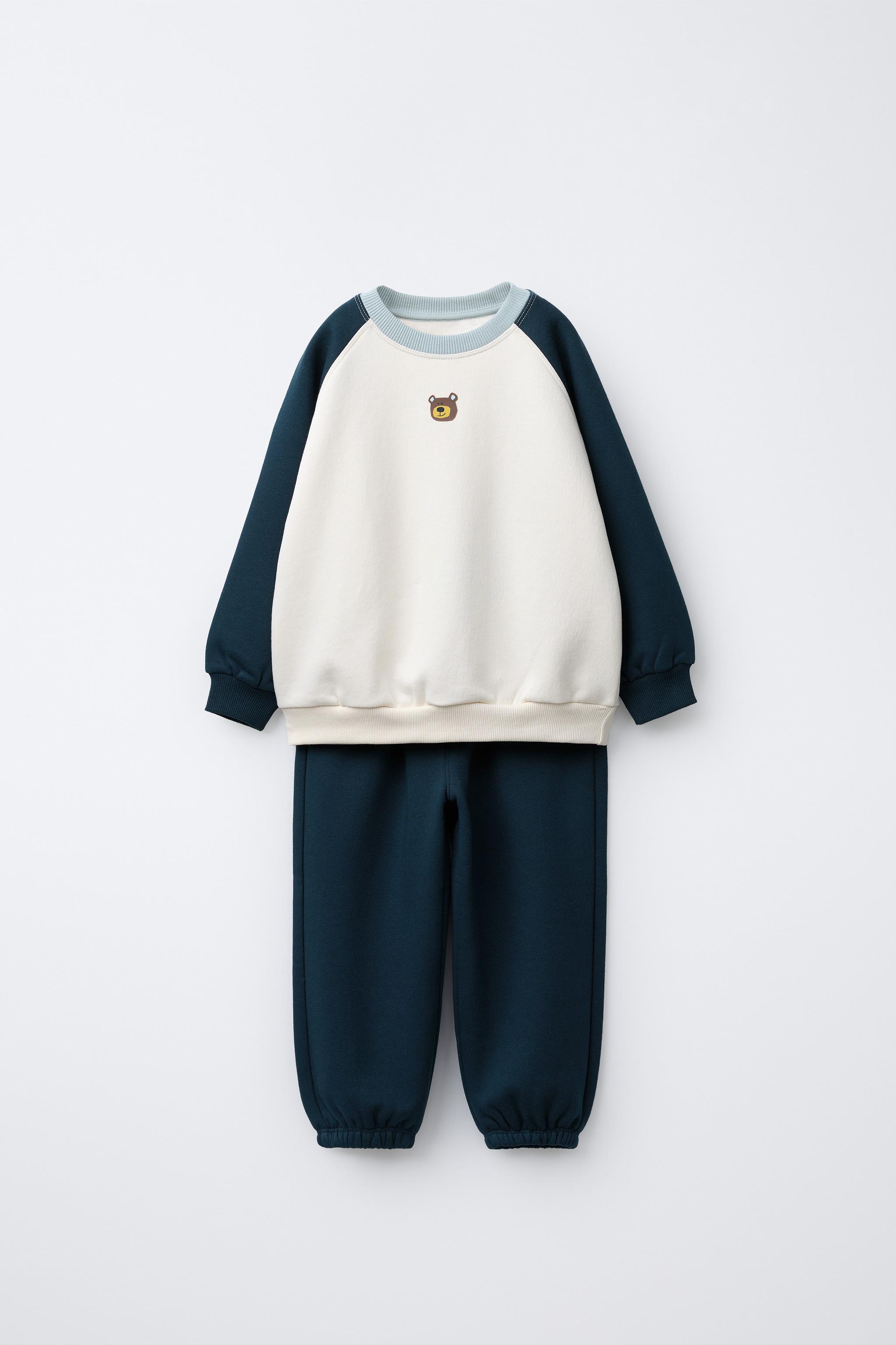 COLOR BLOCK BEAR SWEATSHIRT AND JOGGER PANTS SET